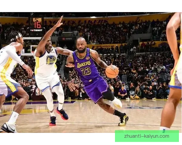 NBA季后赛激战正酣 勇士和湖人争锋对决 谁能笑到最后